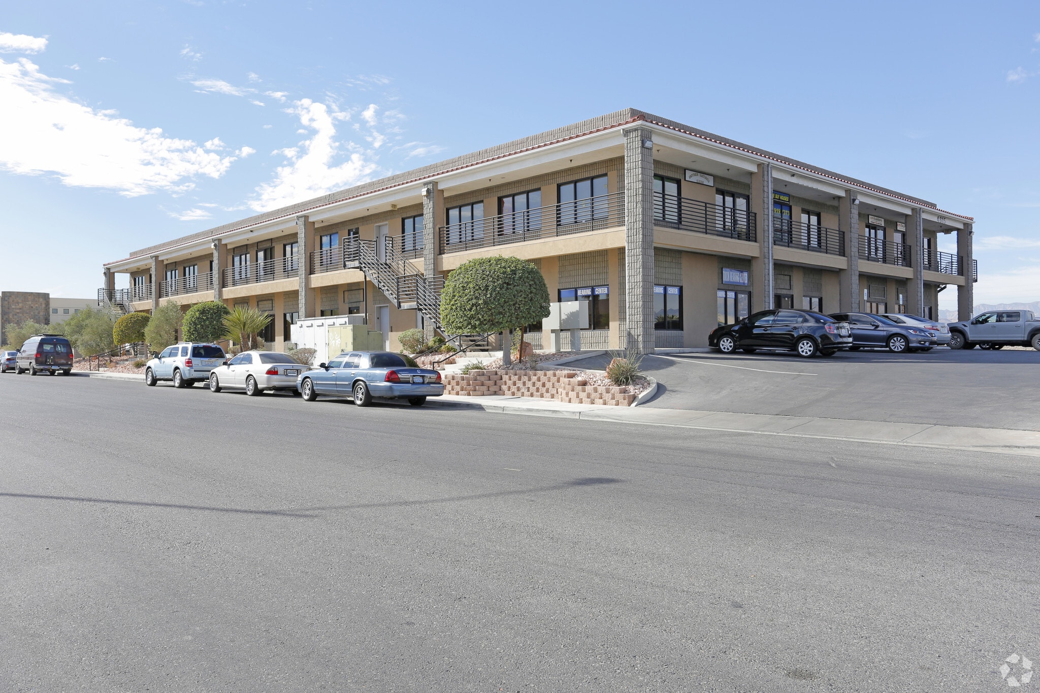 4815 W Russell Rd, Las Vegas, NV for lease Primary Photo- Image 1 of 5