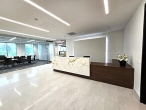 3110 E Guasti Rd, Ontario, CA à louer Photo intérieure- Image 2 de 17
