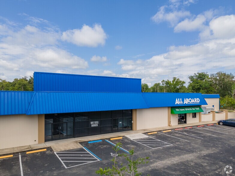 3742 Nova Rd, Port Orange, FL à louer - Photo du bâtiment - Image 2 de 3