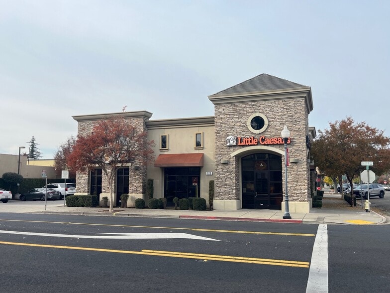 120 E F St, Oakdale, CA for lease - Building Photo - Image 2 of 2