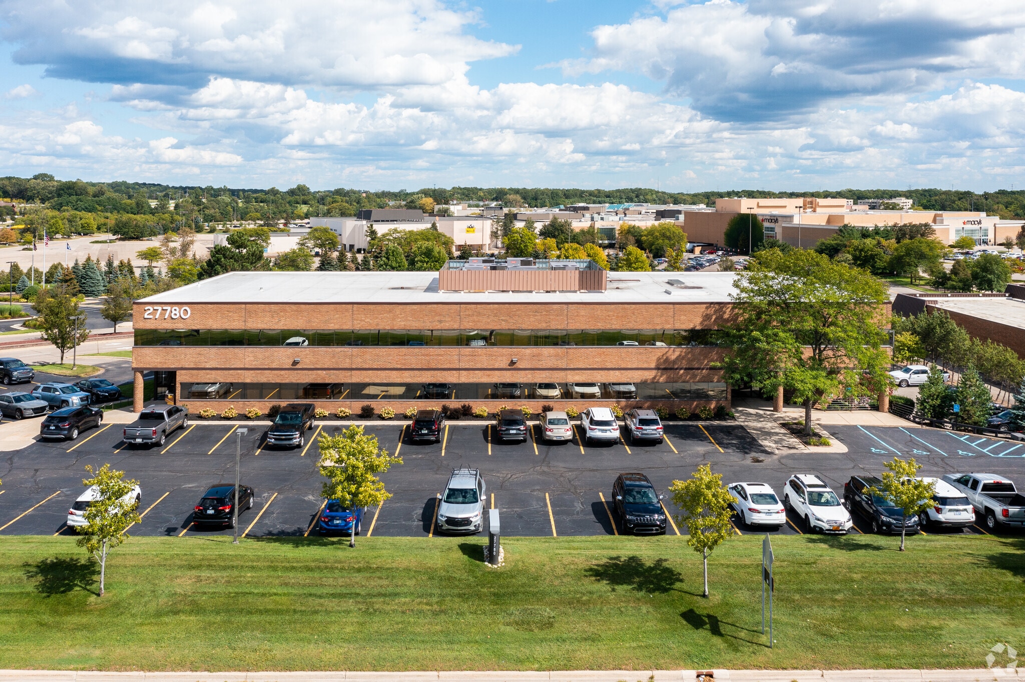 27780-27784 Novi Rd, Novi, MI for lease Primary Photo- Image 1 of 27