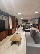 35 Rue De Courcelles, Paris for lease Building Photo- Image 2 of 6