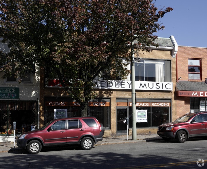 1029, 1039, 1041 W. Lancaster Ave portefeuille de 3 propriétés à vendre sur LoopNet.ca - Photo principale - Image 3 de 3