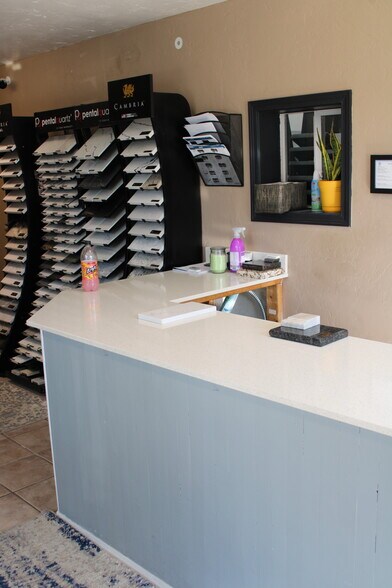 772 Sussex Ave E, Tenino, WA à vendre - Photo du bâtiment - Image 3 de 7