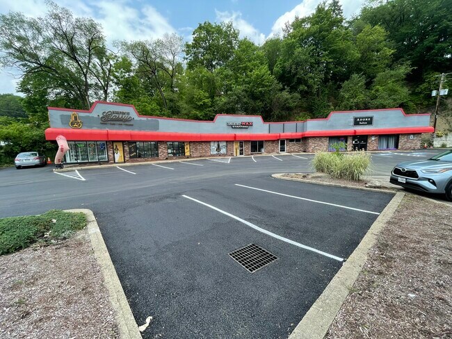 Plus de détails pour 4814-4818 Mcknight Rd, Pittsburgh, PA - Commerce de détail à louer