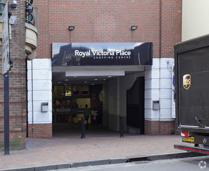 Royal Victoria Place, Tunbridge Wells à louer - Photo du b timent - Image 3 de 9