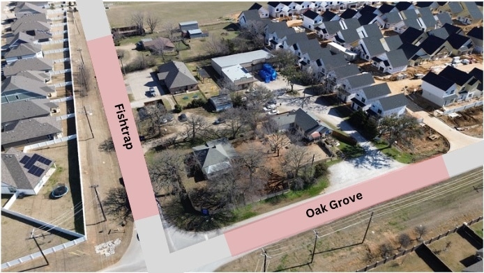 10350 Fishtrap Rd, Aubrey, TX for lease - Building Photo - Image 3 of 4