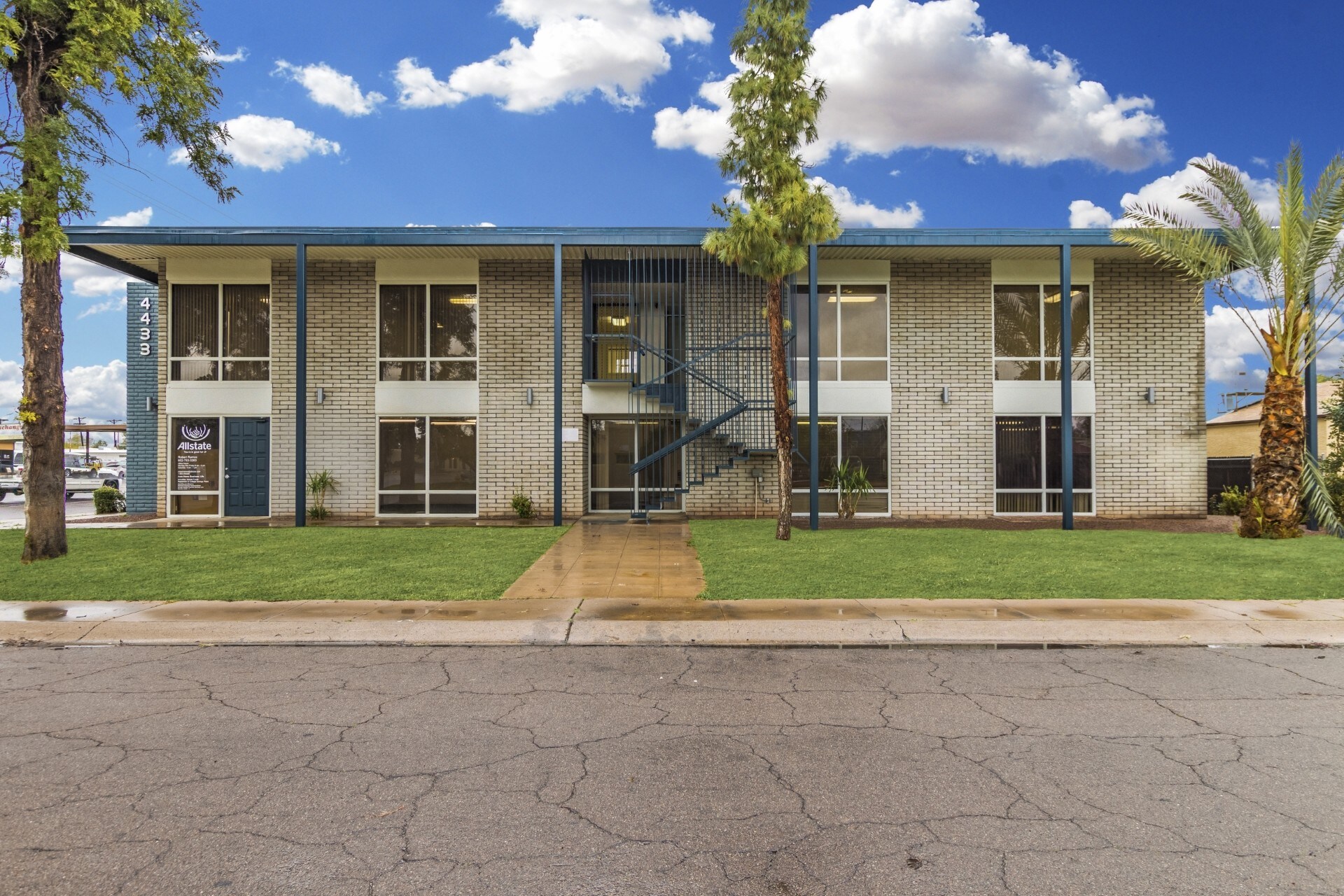 4433 N 19th Ave, Phoenix, AZ à louer Photo principale- Image 1 de 14