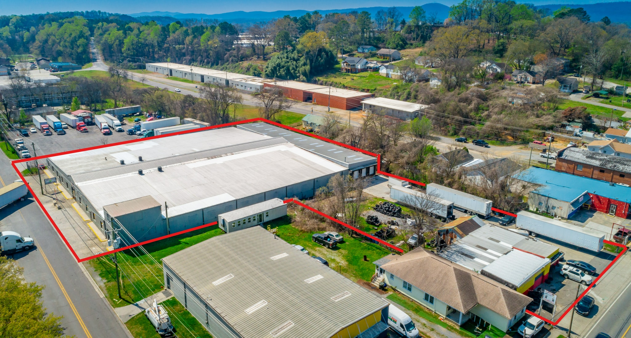 406 4th Ave, Dalton, GA for lease Primary Photo- Image 1 of 38