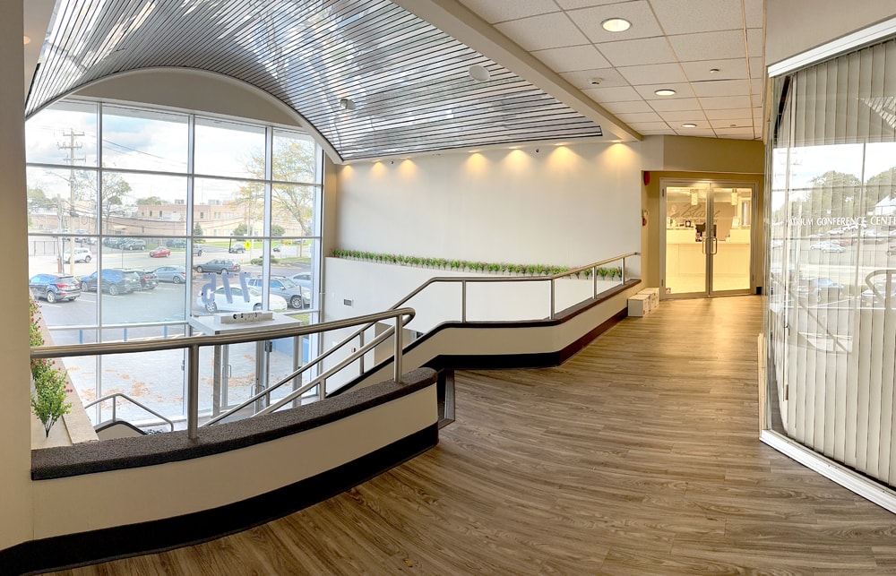 775 Park Ave, Huntington, NY 11743 - Unité 245 - - Photo intérieure - Image 2 of 4