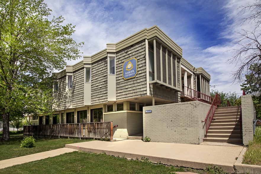 2111 Arapahoe Ave, Boulder, CO à vendre - Photo du bâtiment - Image 1 de 1