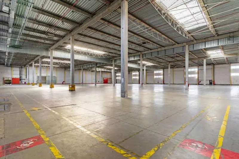 Industrial in Marly-la-Ville for lease Interior Photo- Image 1 of 2