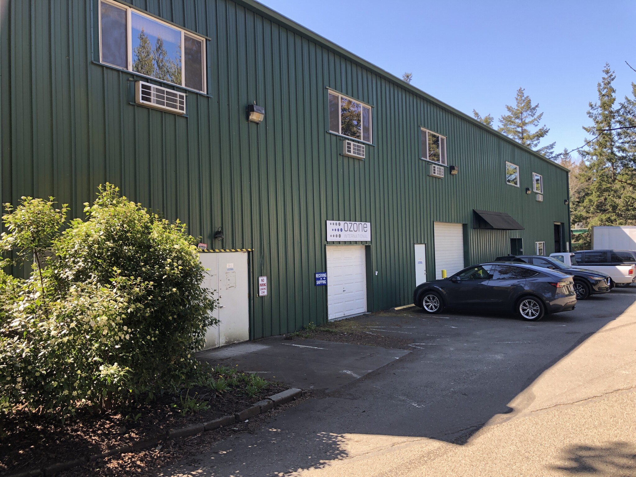 12685 Miller Rd NE, Bainbridge Island, WA for lease Building Photo- Image 1 of 4