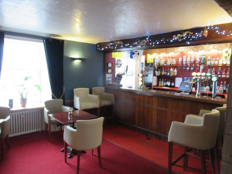 31-33 St Andrew St, Castle Douglas à vendre - Photo du bâtiment - Image 2 de 12