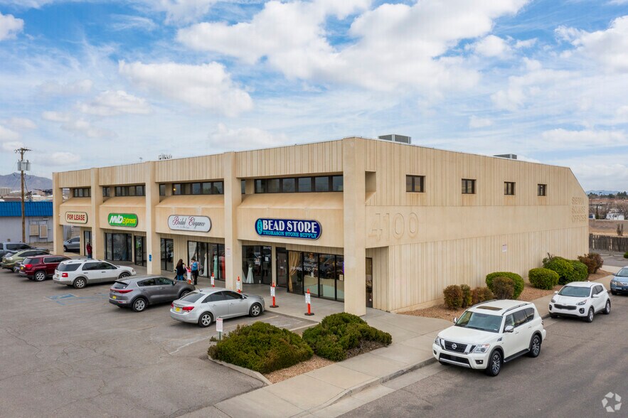 4100 Menaul Blvd NE, Albuquerque, NM à vendre - Photo principale - Image 1 de 12