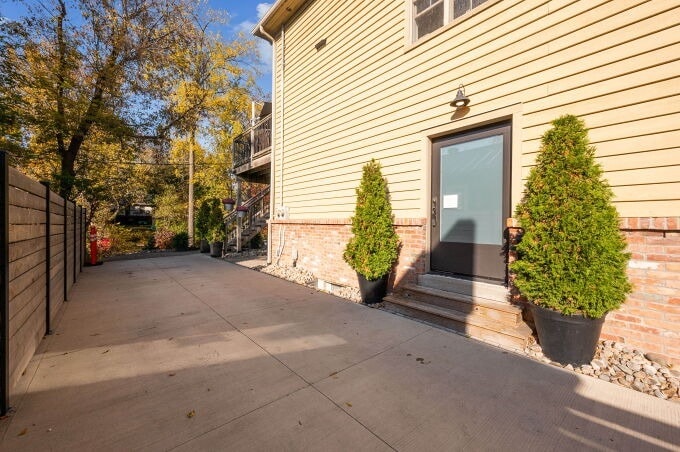 15120 Yonge St, Aurora, ON for sale - Building Photo - Image 3 of 5