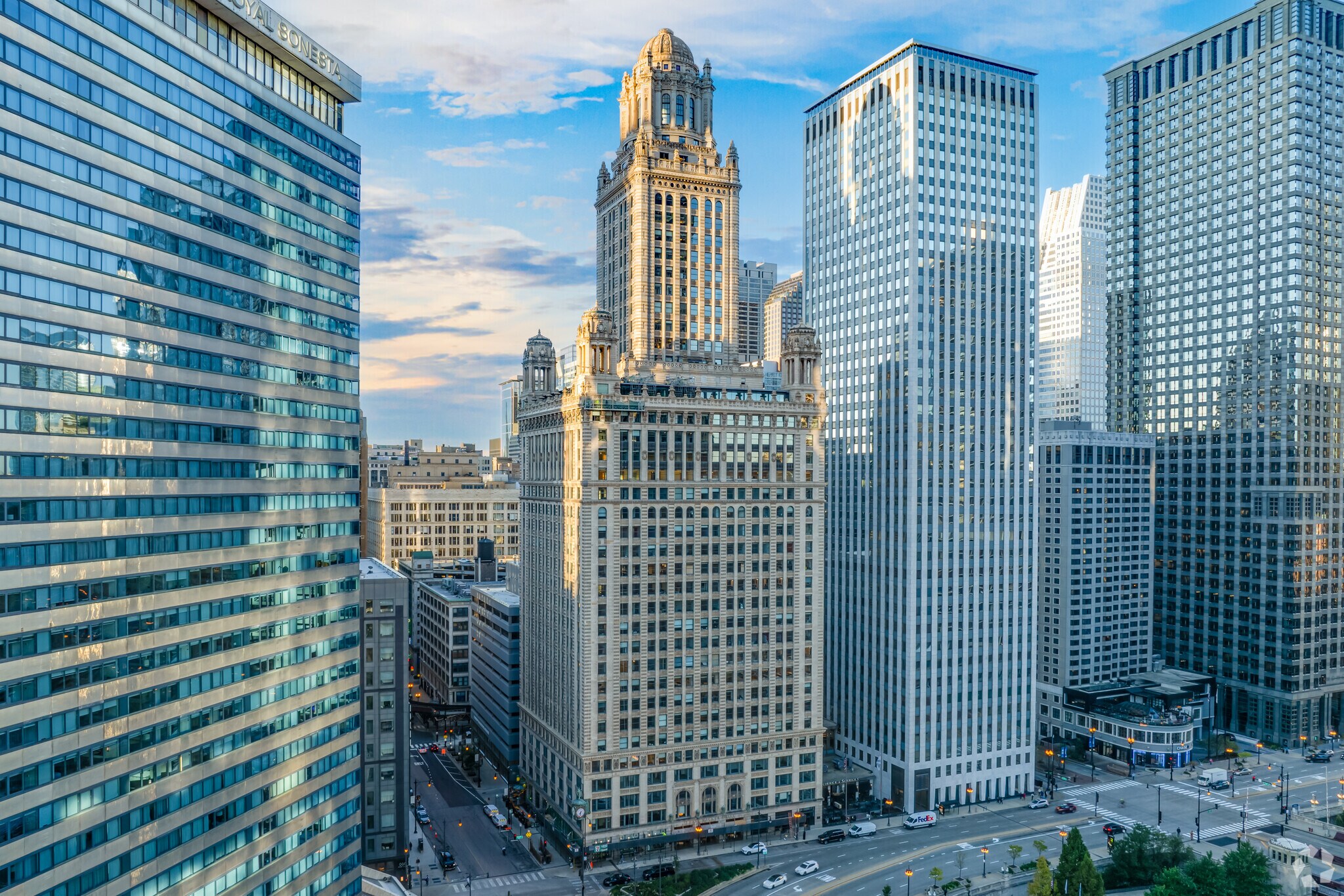 35 E Wacker Dr, Chicago, IL à louer Photo principale- Image 1 de 21