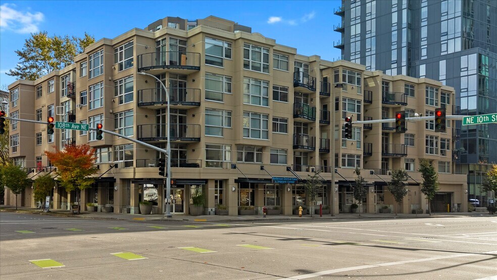 900 108th Ave NE, Bellevue, WA for lease - Building Photo - Image 2 of 20