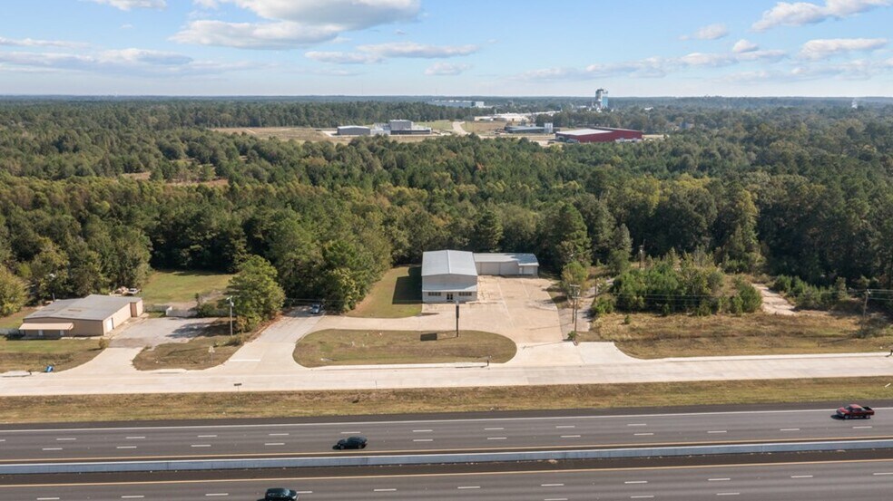2500 N Medford Dr, Lufkin, TX à vendre - Photo du bâtiment - Image 3 de 16