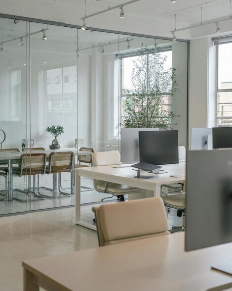 1 Westgate St, Londres à louer - Photo du bâtiment - Image 3 de 35