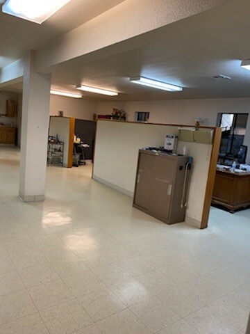 2910 Commerce St, Pahrump, NV à vendre - Photo intérieure - Image 3 de 4