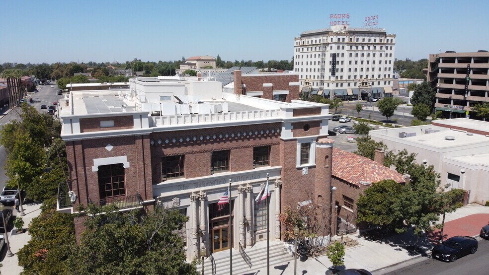 1707 Eye St, Bakersfield, CA à louer - Photo du bâtiment - Image 2 de 17