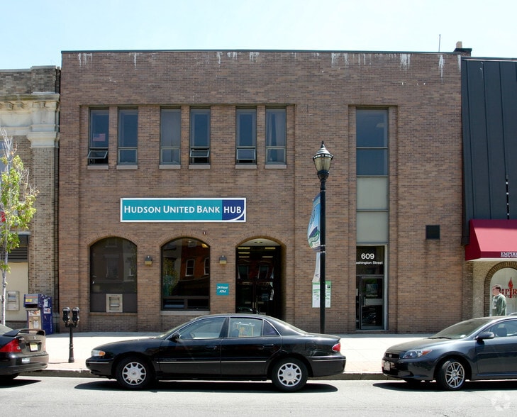 609-611 Washington St, Hoboken, NJ for lease - Building Photo - Image 2 of 4