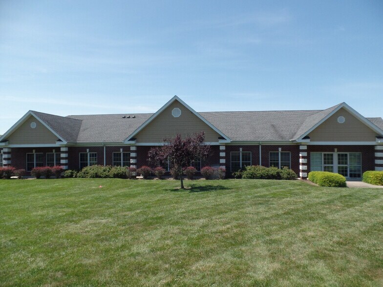 300 & 350 Rike Drive | Millstone, NJ portefeuille de 2 propriétés à vendre sur LoopNet.ca - Photo du bâtiment - Image 3 de 9