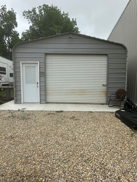 309 S Main St, Tonkawa, OK for sale - Primary Photo - Image 1 of 1