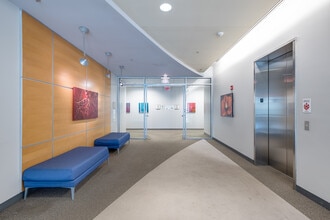 21785 Filigree Ct, Ashburn, VA à louer Photo intérieure- Image 2 de 11