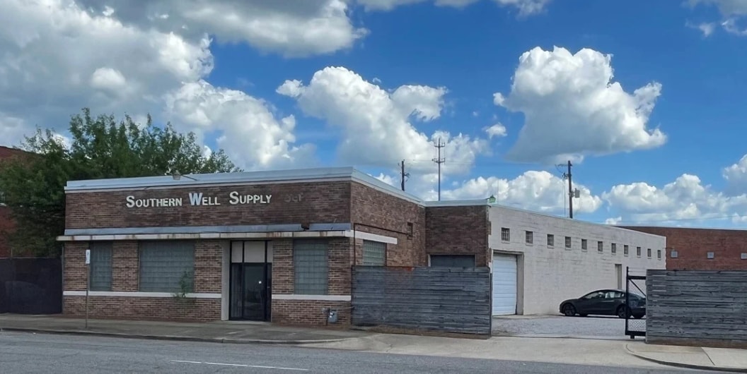 Tillman Complex: Adaptive-Reuse Complex portfolio of 3 properties for sale on LoopNet.ca Primary Photo- Image 1 of 10