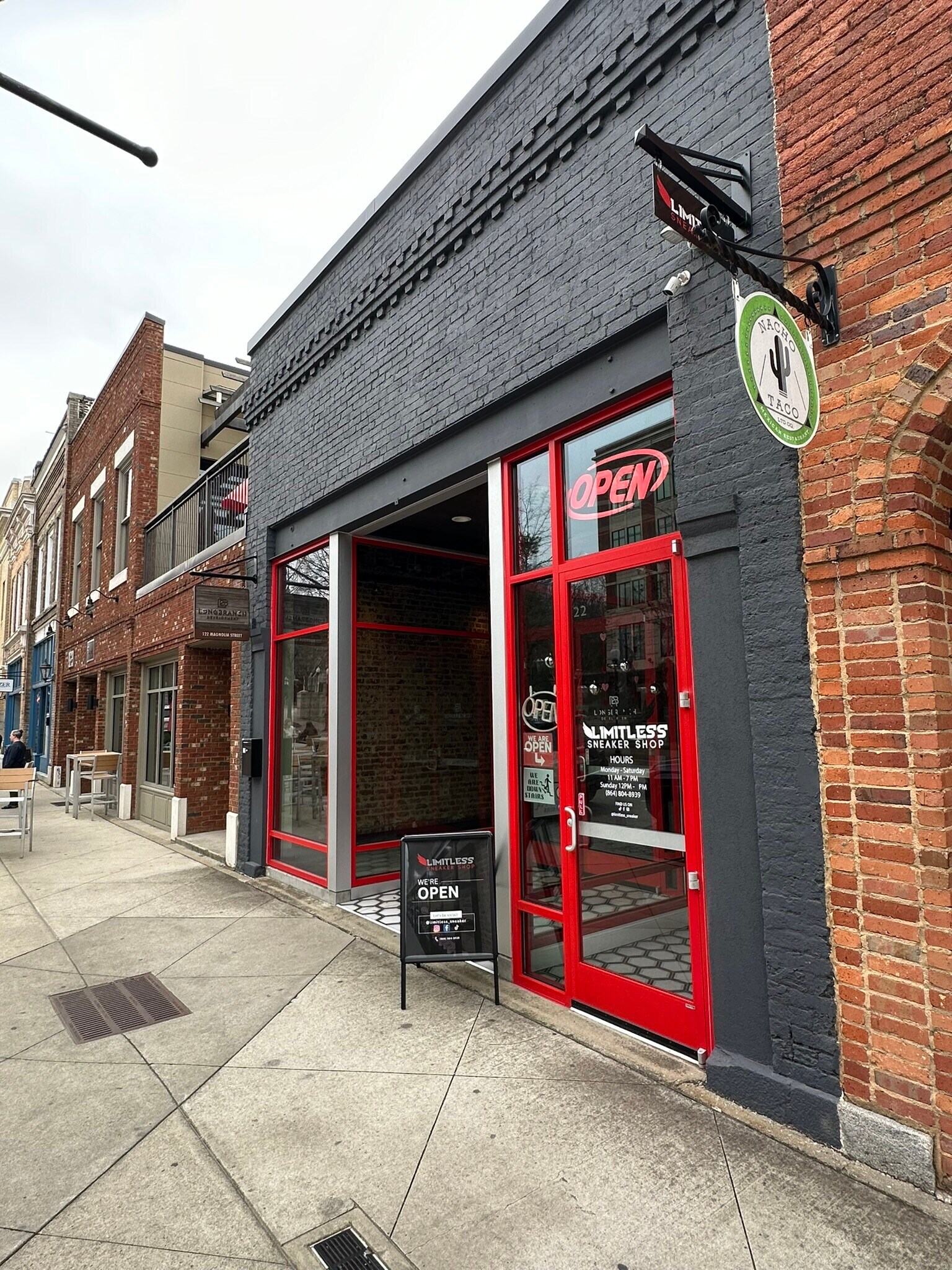 127 N Spring St, Spartanburg, SC à louer Photo du bâtiment- Image 1 de 5