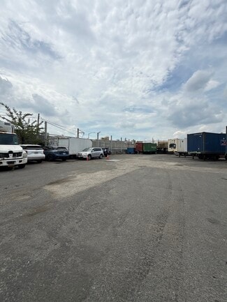 More details for 526 Johnson Ave, Brooklyn, NY - Land for Lease