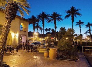 78267-78483 Highway 111, La Quinta, CA à louer Photo du bâtiment- Image 2 de 2