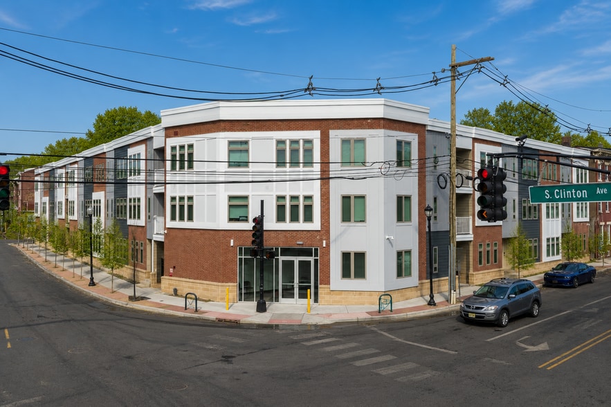 200 Hamilton Ave, Trenton, NJ for sale - Building Photo - Image 2 of 8