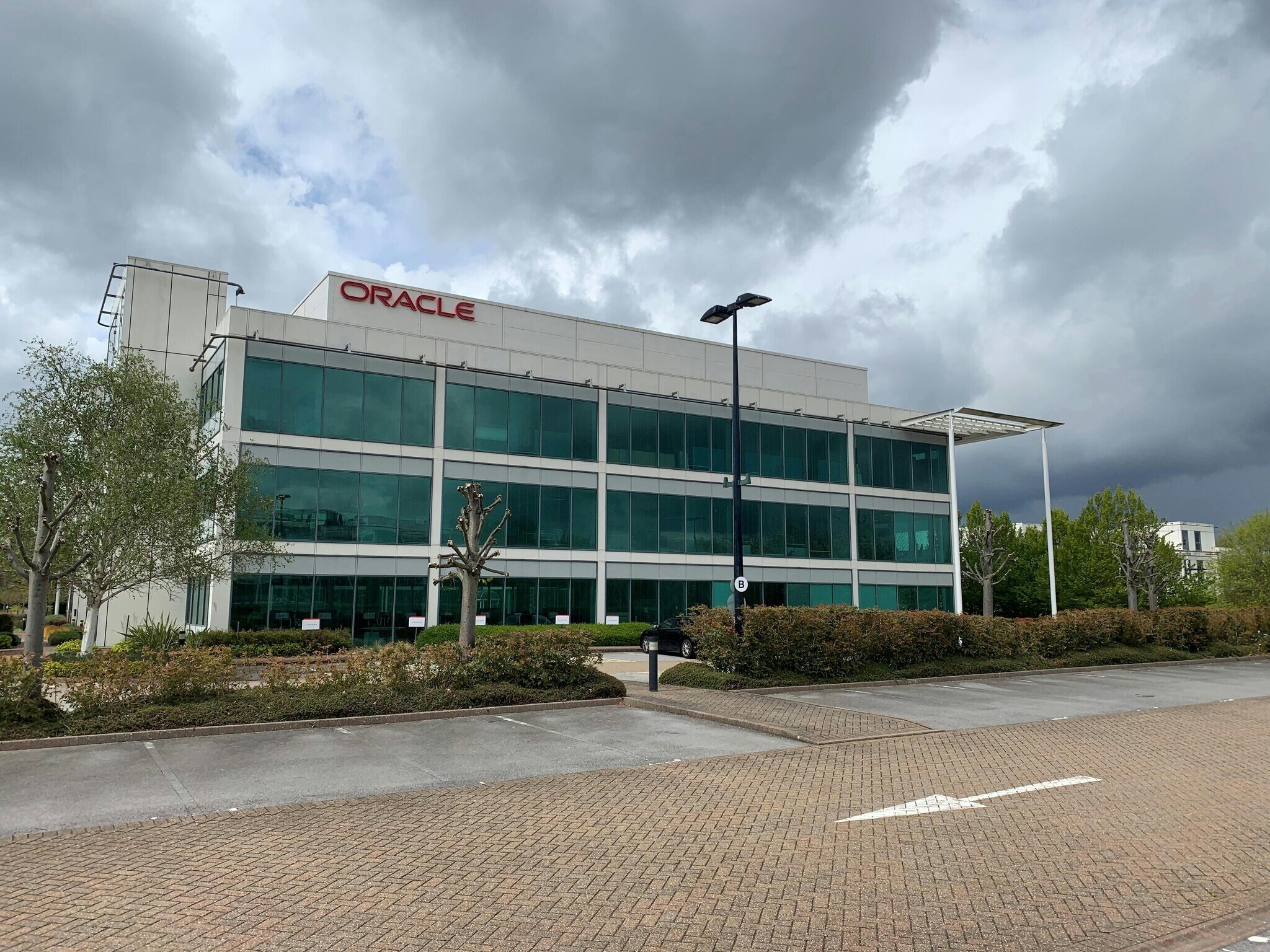 530 Oracle Pky, Reading for lease Building Photo- Image 1 of 10