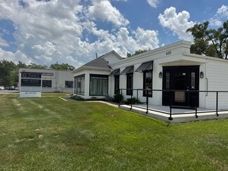 More details for 830 E State St, Geneva, IL - Retail for Lease