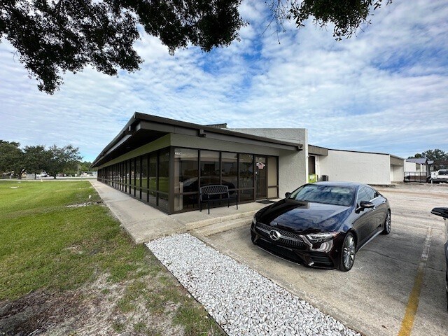 416 Commerce Way, Longwood, FL à louer - Photo du bâtiment - Image 3 de 9