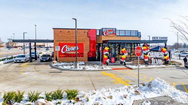 More details for 4200 N Sterling Ave, Peoria, IL - Retail for Sale