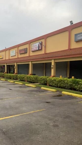 14900 NW 7th Ave, Miami, FL à louer - Vidéo sur l’inscription commerciale - Image 2 de 8