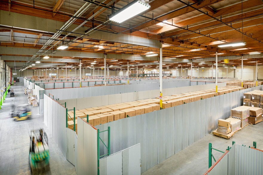 3901 Brandon Rd, Joliet, IL for lease - Building Photo - Image 3 of 5