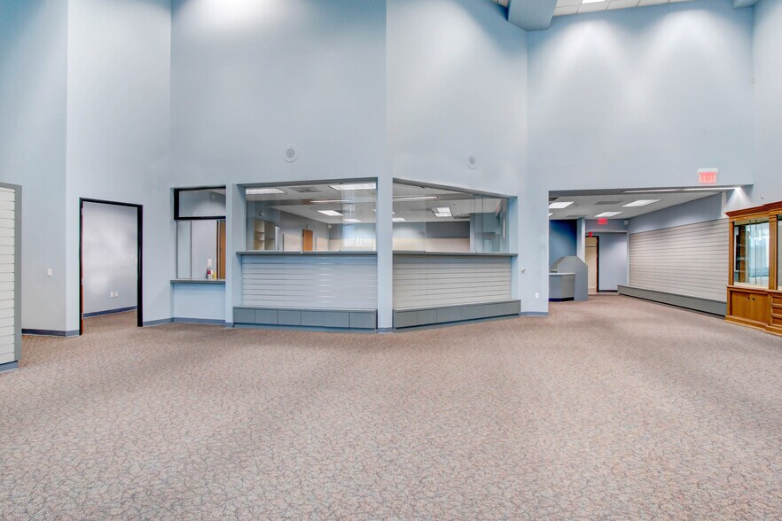 444 S Flower St, Los Angeles, CA à louer - Photo intérieure - Image 3 de 19