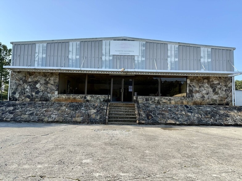 695 N Varnell Rd, Tunnel Hill, GA à louer - Photo du bâtiment - Image 1 de 7