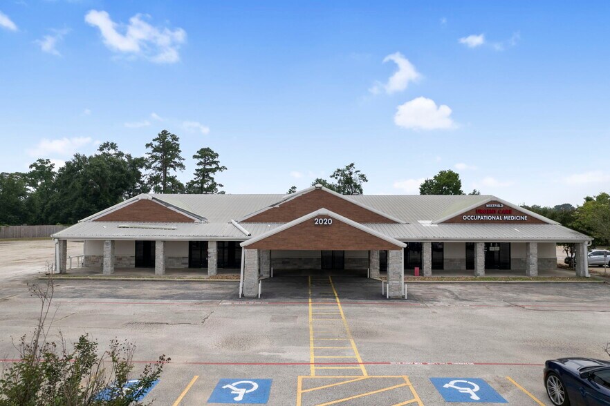 2010 FM 1960 E, Houston, TX à louer - Photo du bâtiment - Image 1 de 19