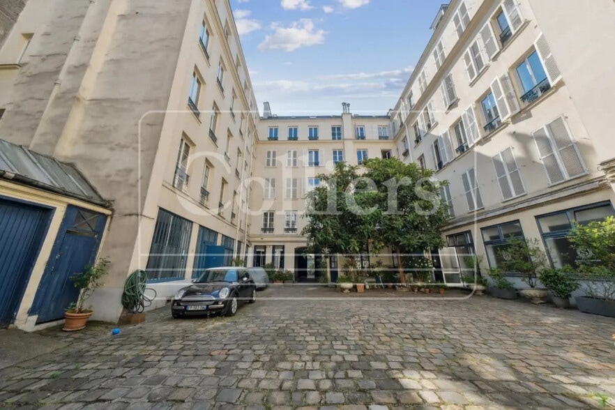 28 Rue De Trévise, Paris for sale - Building Photo - Image 3 of 9
