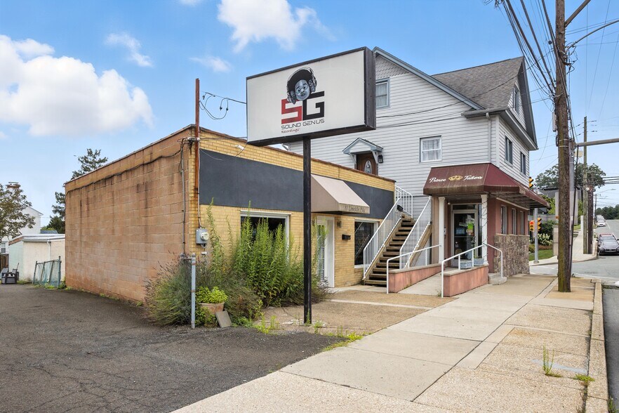 83 Limekiln Pike, Glenside, PA à vendre - Photo du bâtiment - Image 3 de 32