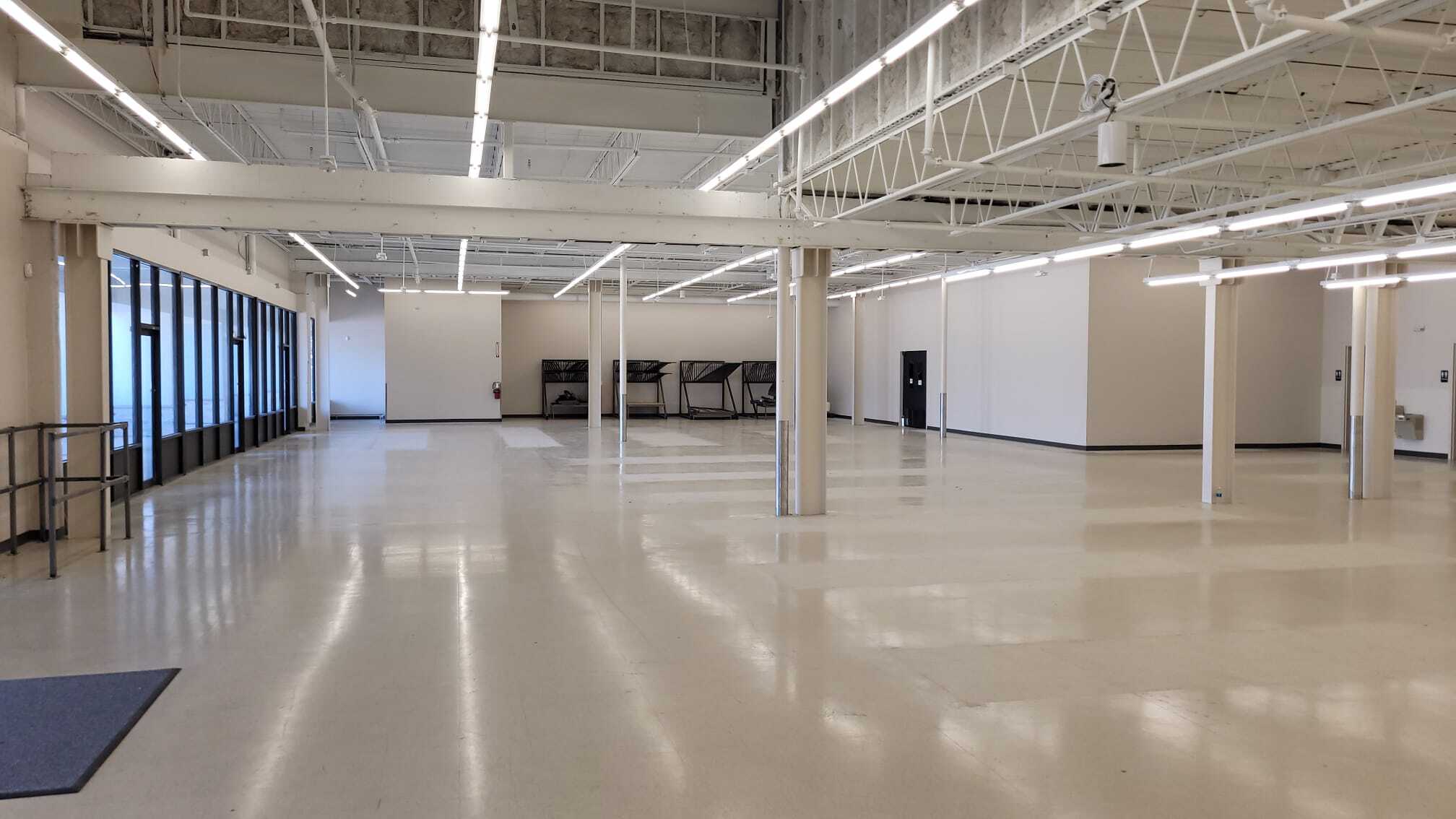 5502-5726 Cortez Rd W, Bradenton, FL for lease Interior Photo- Image 1 of 1