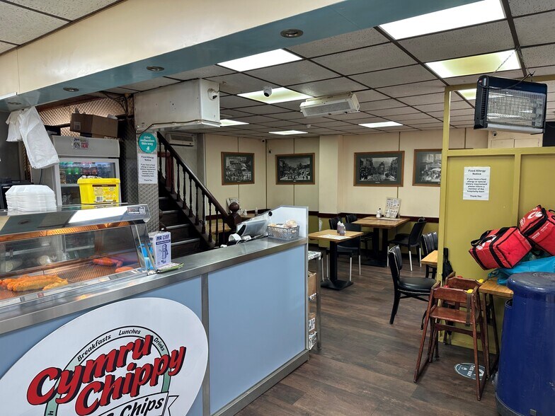 46-48 Mill St, Pontypridd à vendre - Photo intérieure - Image 2 de 11