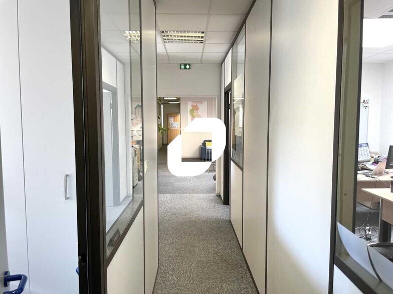 13-17 Rue Jean Bourgey, Villeurbanne à louer - Photo intérieure - Image 2 de 10