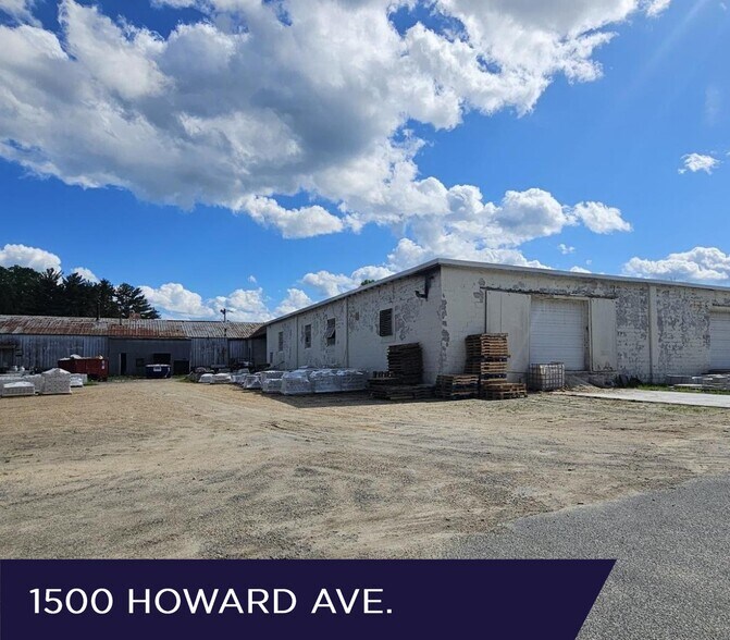 1500 Howard Ave, Fredericksburg, VA à louer - Photo du bâtiment - Image 3 de 3